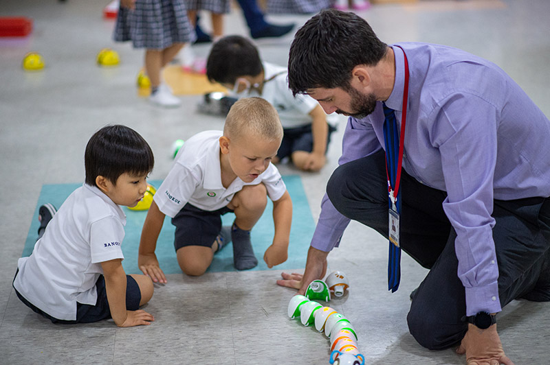 English-Speaking Learning Environment